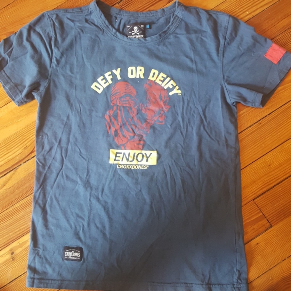 Croxxbones Japanese T-shirt